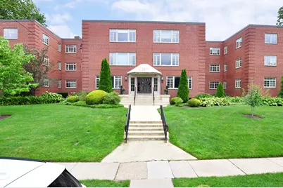 30 Outlook Avenue #APT 208, West Hartford, CT 06119 - Photo 1