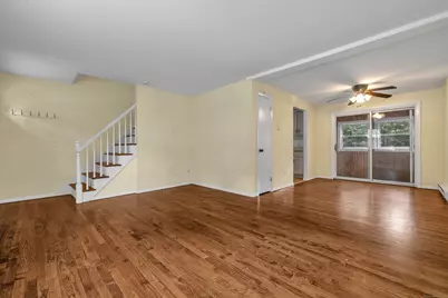 81 East Pattagansett Road #Apt 22, East Lyme, CT 06357 - Photo 1