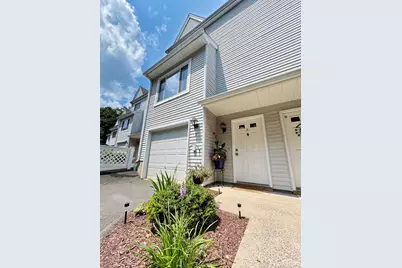 69 Northwest Drive #APT 7, Plainville, CT 06062 - Photo 1