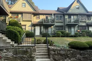 462 Glendale Ave, Bridgeport, CT 06606 - Photo 1