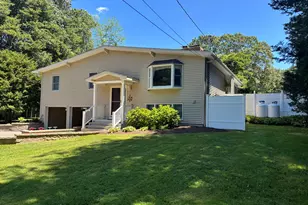 9 Lantern Ln, East Lyme, CT 06357 - Photo 1