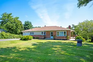 28 Barnes Rd, Watertown, CT 06795 - Photo 1