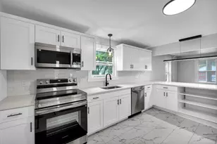 291 Main St, Cromwell, CT 06416 - Photo 1