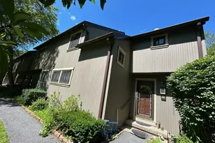 29 Woods Way, Woodbury, CT 06798 - Photo 1