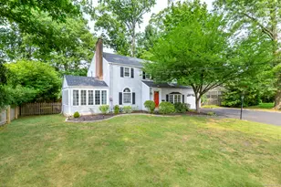 42 Fara Dr, Stamford, CT 06905 - Photo 1