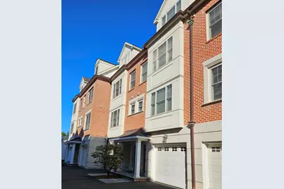 14 1st Street #APT J, Stamford, CT 06905 - Photo 1