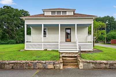 38 First Street, Thompson, CT 06255 - Photo 1