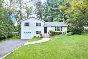 7 Ambler Rd W, Westport, CT 06880 - Photo 1