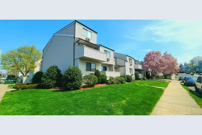 252 Harlem Avenue #B6, Bridgeport, CT 06606 - Photo 1