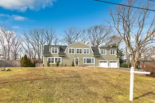 41 Mohawk Dr, Norwalk, CT 06851 - Photo 1