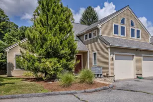 142 Courtyard Ln, Mansfield, CT 06268 - Photo 1