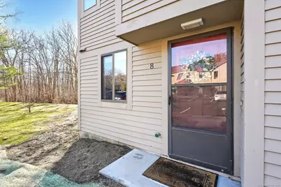 135 Village Square Drive #APT 8, New Britain, CT 06053 - Photo 1