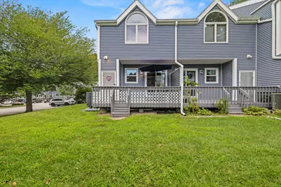 1691 Norwich New London Turnpike #APT E1, Montville, CT 06382 - Photo 1