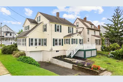 137 West Center Street, Manchester, CT 06040 - Photo 1