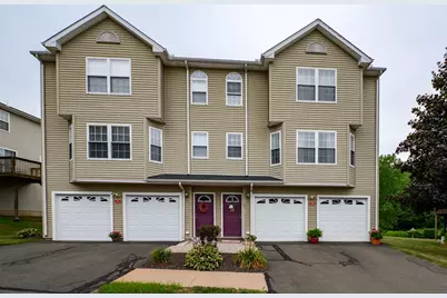 3 Sarahs Place #3, Wallingford, CT 06492 - Photo 1