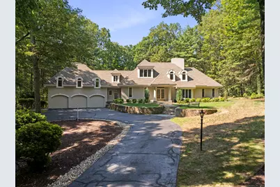 7 Sunningdale, Farmington, CT 06032 - Photo 1