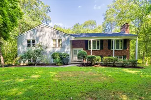 1 Greenlea Ln, Weston, CT 06883 - Photo 1