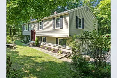 59 Oriole Circle, Guilford, CT 06437 - Photo 1