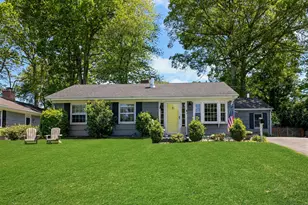 233 Sun Dance Rd, Stamford, CT 06905 - Photo 1