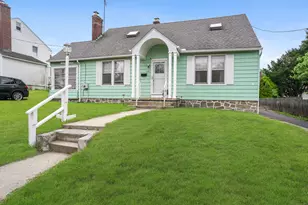 261 Colony St, Fairfield, CT 06824 - Photo 1