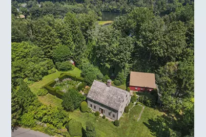 211 Walnut Tree Hill Road, Newtown, CT 06482 - Photo 1