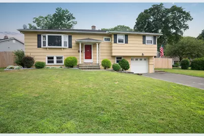 77 Parklawn Drive, Waterbury, CT 06708 - Photo 1