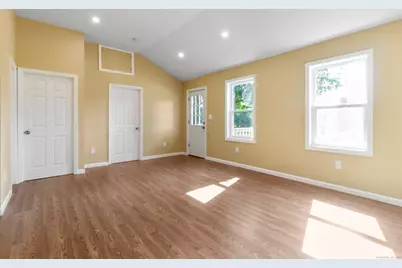 10 Deerfield Road, New Fairfield, CT 06812 - Photo 10