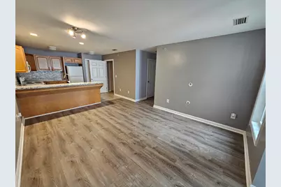 136 Meridian Street #110, Groton, CT 06340 - Photo 1