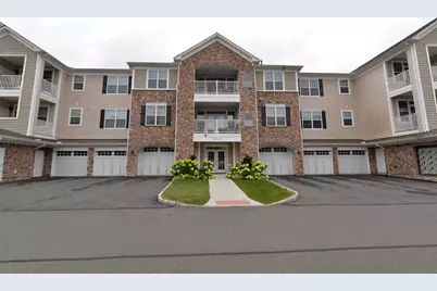 601 Brookside Court #601, Newtown, CT 06470 - Photo 1