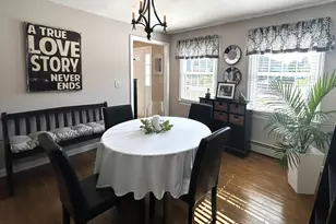 77 Lindsey Rd, Middletown, CT 06457 - Photo 1