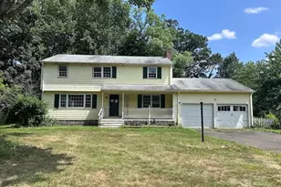 5 Butternut Dr, Bloomfield, CT 06002 - Photo 1