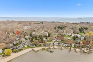 35 Bayberry Ln, Guilford, CT 06437 - Photo 1