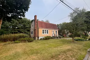 6 College St, Clinton, CT 06413 - Photo 1