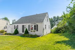 438 High St, Fairfield, CT 06824 - Photo 1