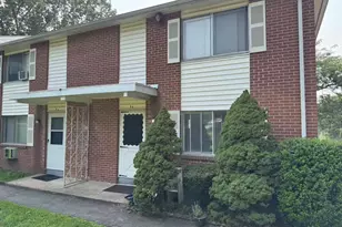 273 Queen St, Southington, CT 06489 - Photo 1