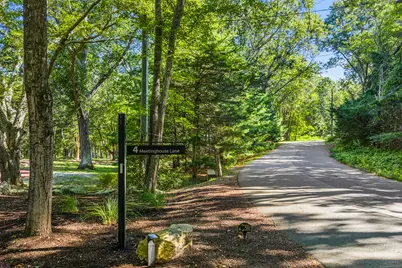 4 Meetinghouse Lane, Old Lyme, CT 06371 - Photo 1