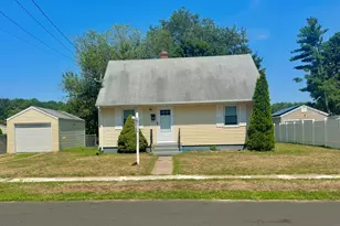 98 Twin Brook Rd, Hamden, CT 06514 - Photo 1
