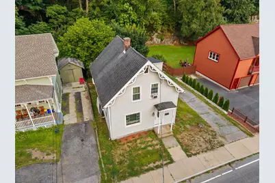 176 Laurel Hill Avenue, Norwich, CT 06360 - Photo 1