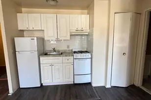 125 Granfield Ave, Bridgeport, CT 06610 - Photo 1