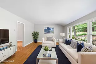 33 Deer Park Rd, Simsbury, CT 06089 - Photo 1