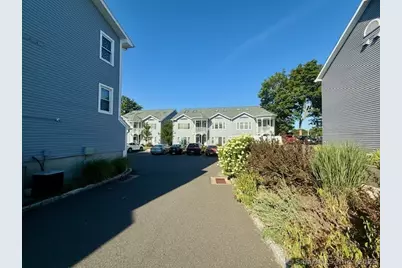 31 High Street #APT 2-2C, Norwalk, CT 06851 - Photo 1