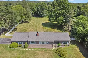 918 Daniels Farm Rd, Trumbull, CT 06611 - Photo 1