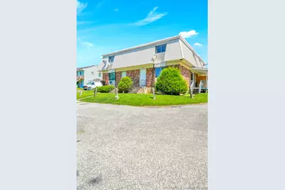 387 Bucks Hill Road #D, Waterbury, CT 06704 - Photo 1