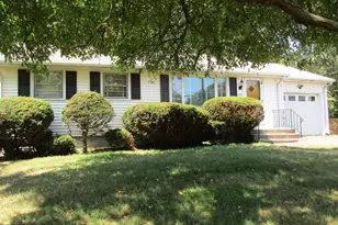 56 Edward St, West Haven, CT 06516 - Photo 1