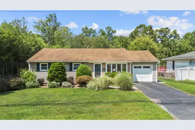 1124 Highland Avenue, Waterbury, CT 06708 - Photo 1