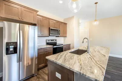 502 Edgewater Circle #G, East Hampton, CT 06424 - Photo 1