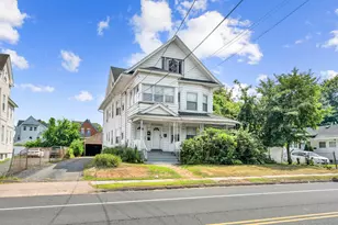 89 Linnmoore St, Hartford, CT 06114 - Photo 1