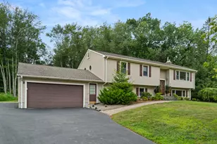43 Old Castle Dr, Monroe, CT 06468 - Photo 1