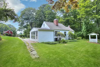 302 Westport Road, Easton, CT 06612 - Photo 1