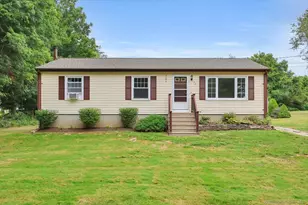 42 Skinner Rd, Colchester, CT 06415 - Photo 1